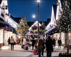 Christmas Shopping GetAway B&B + Dinner and Spa Credit for 1 & 2 Nights + VIP Card to nearby Kildare Village & Newbridge Silverware!